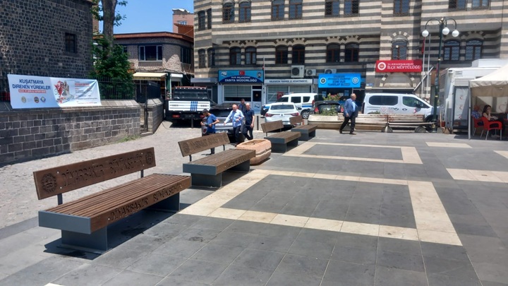 Tıklım Tıklım Dolu Alanlar Boş Kaldı