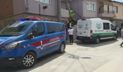 Üniversite öğrencisi evinde ölü bulundu