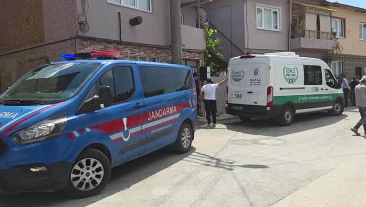 Üniversite öğrencisi evinde ölü bulundu