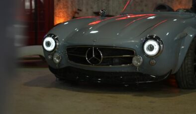 1954 model otomobil, çağın teknolojisiyle yeniden yollara çıkmaya hazırlanıyor