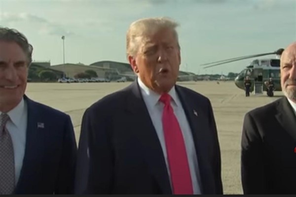 Trump’tan İran’a açık tehdit: Yine vururuz