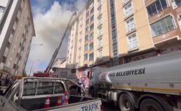 9 katlı binanın çatısında çıkan yangın söndürüldü