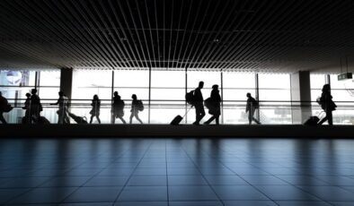 AB, Türk vatandaşlarına kademeli Schengen vizesi sunacak