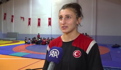 Ailesi karşı çıktı, şimdi madalya için ter döküyor