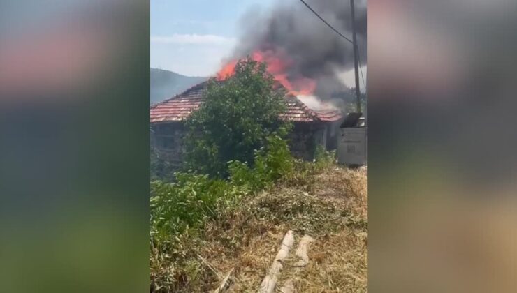 Akseki’de korkutan yangın, Alevler evlere kadar ulaştı