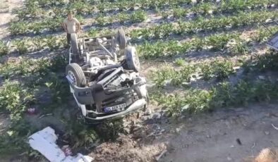 Araç taşıyan tır ile kamyonet çarpıştı, sürücüler yaralandı