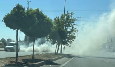 Diyarbakır’da Seyir Halindeki Otomobilden Çıkan Duman Panik Yarattı