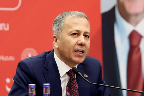 Bahis çetesi çökertildi: Lüks villalar ve milyonluk araçlar ele geçirildi