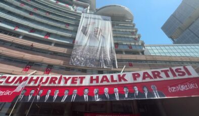 CHP’li başkanlar Özgür Özel liderliğinde toplandı