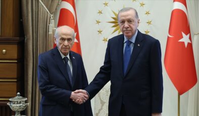 Cumhurbaşkanı Erdoğan, MHP Genel Başkanı Bahçeli ile telefonda görüştü