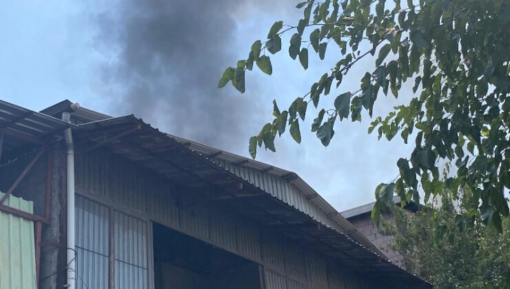 1. Sanayi Sitesi’ndeki bir iş yerinde çıkan yangın söndürüldü