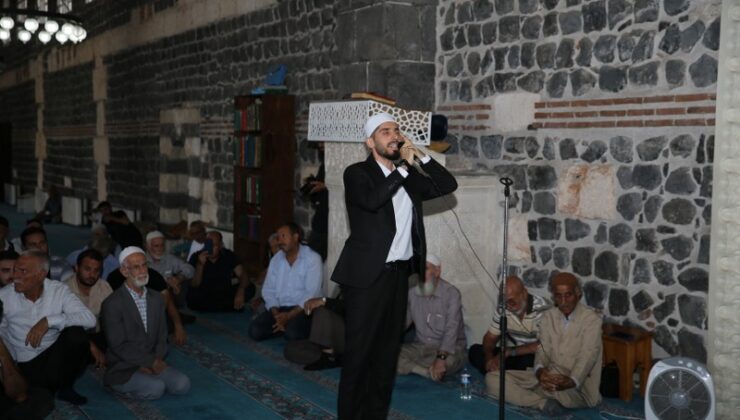 Diyarbakır’da ezan yarışması: Sesler Ulu Cami’de yükseldi