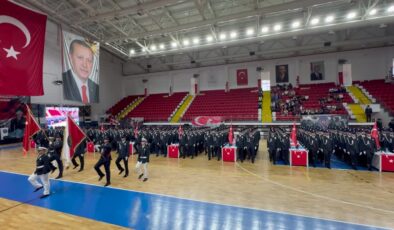 Eğitimlerini tamamlayan 228 polis adayı mezun oldu