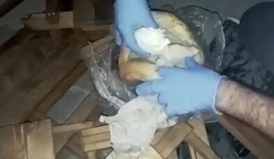 Ekmeğin içine gizlenmiş uyuşturucu ele geçirildi