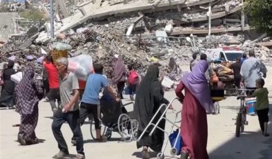Gazze halkı açlıktan ölüyor, binlerce yardım TIR’ı bekletiliyor