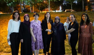 Eşbaşkanlar, parklarda halkı dinledi