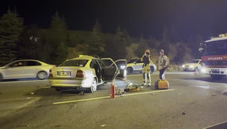 İki otomobilin çarpışması sonucu 2 kişi öldü