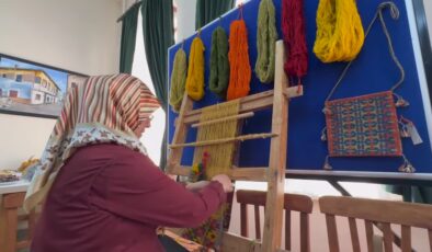 Köyünün coğrafi işaretli halısını gelecek kuşaklara aktarabilmek için mücadele ediyor