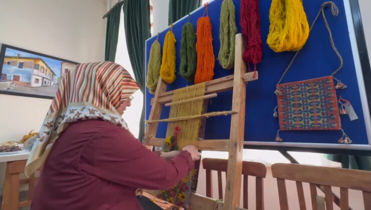 Köyünün coğrafi işaretli halısını gelecek kuşaklara aktarabilmek için mücadele ediyor