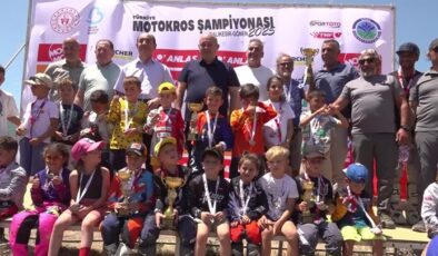 Türkiye Motokros Şampiyonası’nın ikinci ayak yarışları Gönen’de yapıldı