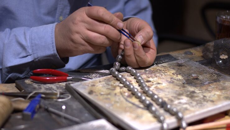 Mardin Artuklu’da Tespih Tasarımı bölümü açıldı