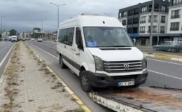 Minibüsün çarptığı bisikletli öldü