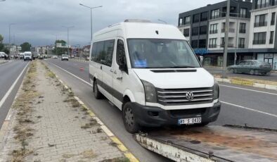 Minibüsün çarptığı bisikletli öldü