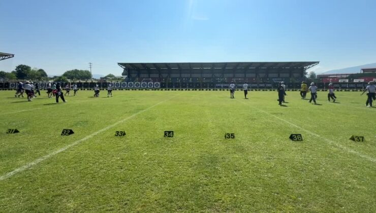 Düzce’de okçuluk heyecanı: 18 yaş altı sporcular sahada