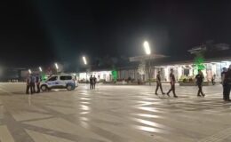 Osmangazi’de bıçaklı kavga: Anne ve iki kızı yaralandı