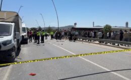 Otomobil ile kamyonetin çarpıştığı kazada 1 kişi öldü, 2 kişi yaralandı