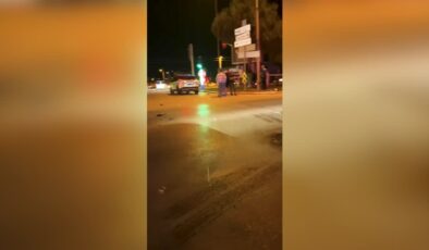 Otomobille çarpışan motosikletteki 1 kişi öldü, 1 kişi yaralandı
