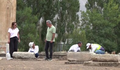 Selçuklu Mezarlığı’nda 6 yeni mezar gün yüzüne çıkarıldı