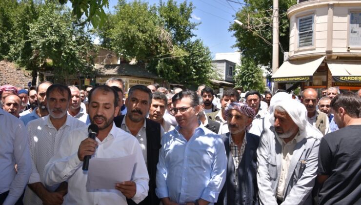Şanlıurfa’da Hazreti Muhammed’in karikatür çizimini yayımlayan dergiye tepki