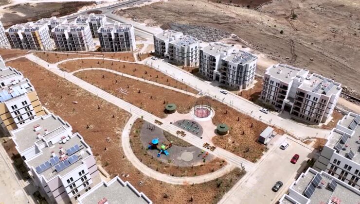 Karaköprü’de hayat, TOKİ konutlarında yeniden başladı