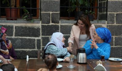 Sur’da engelli bireyler için anlamlı kahvaltı buluşması