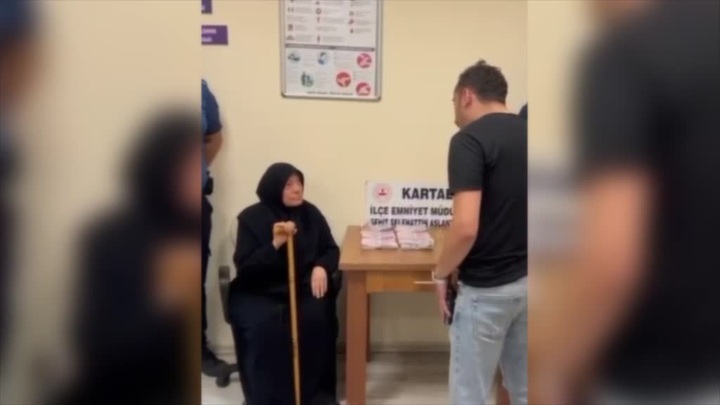 Telefonda kendilerini polis olarak tanıtan 2 dolandırıcılık şüphelisi yakalandı
