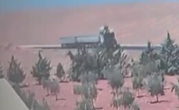 Tır çarpan yaya olay yerinde öldü