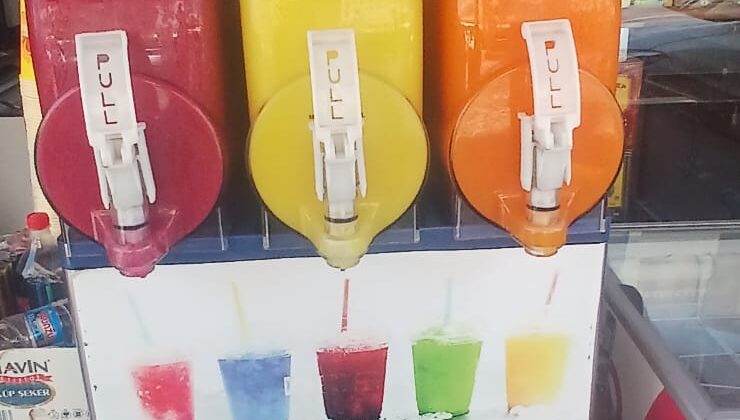 Çocukların serinleten yaz eğlencesi: Buzlaş Keyfi