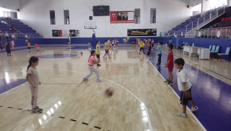 Diyarbakır’da geleceğin basketbolcuları Yaz Spor Okullarında yetişiyor