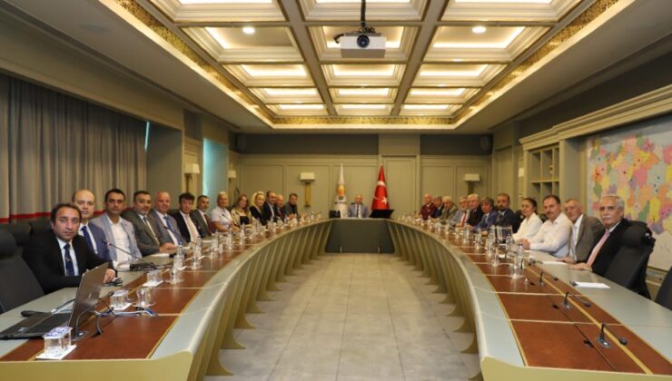 Emel Uslu Atik: Vicdanlı çözümler üretecek kişilerle yol almalıyız