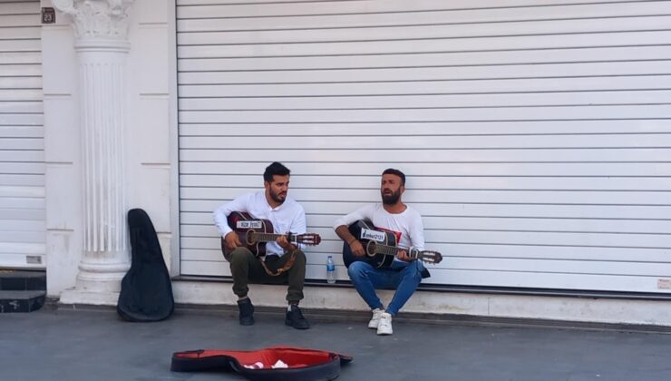Tarihi dokuda müzik dinletisi dinleyenlerden tam not aldı