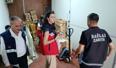 Halk Sağlığını Tehdit Eden Bin 31 Kilogram Tavuk Eti imha edildi
