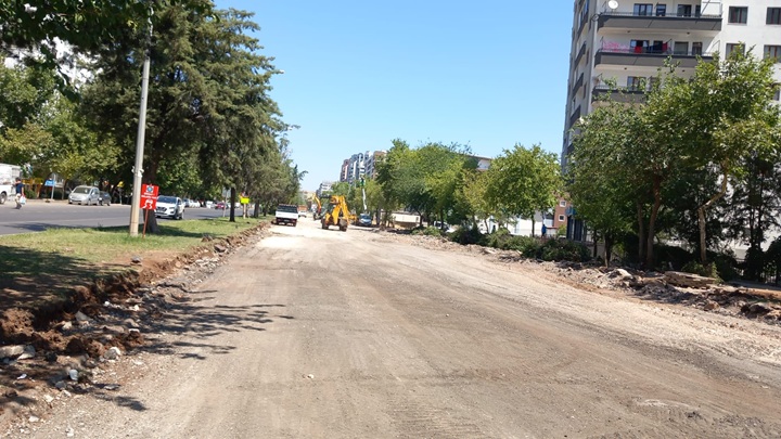 Büyükşehir Konforlu Yollar İçin Çalışıyor