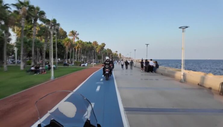 Yaya yollarını kullanan motosiklet sürücülerine ceza yazıldı