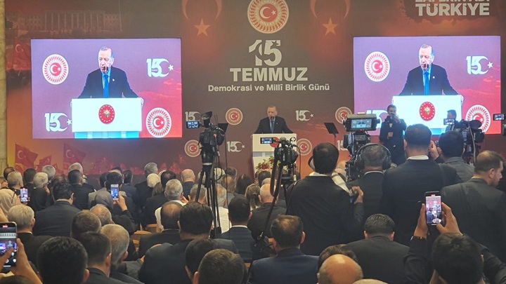 Cumhurbaşkanı Erdoğan ”Milletimize güveniyoruz”