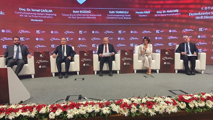 Demokrasiye sahip çıkmak: sivil direnişin gücü paneli düzenlendi