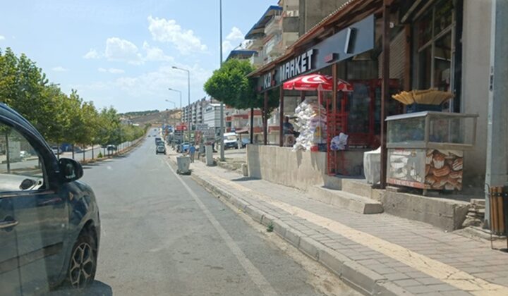 Kulp’ta Elektrik Kesintisi Esnaf ve Vatandaşı Mağdur Etti