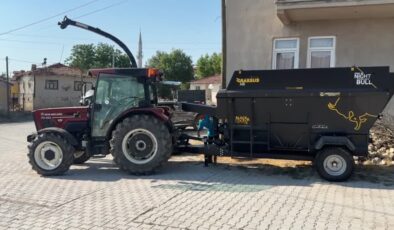 Köye kazandırdıkları tarım aletleriyle ekonomiye katkı sağlayacaklar