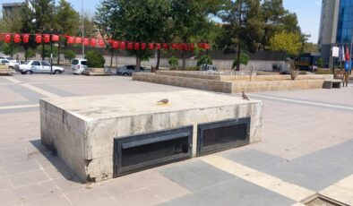 Diyarbakır’da Kaldırımlar Yem ve Su Kapları İle Donatıldı
