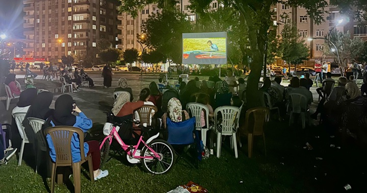 Sinema keyfi açık havaya taşınıyor